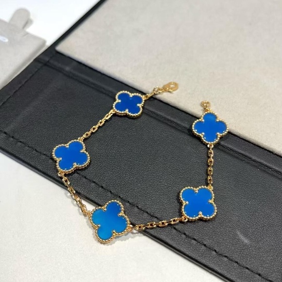 Women's Van Cleef Alhambra 5-Motif Blue Agate Gold Bracelet